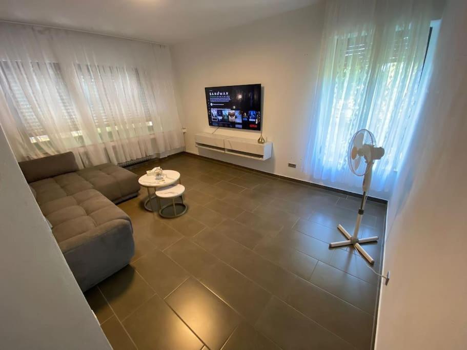 Ferien-Villa Direkt Am Rhein Sauna/Whirlpool Gotterswickerhamm Exterior photo
